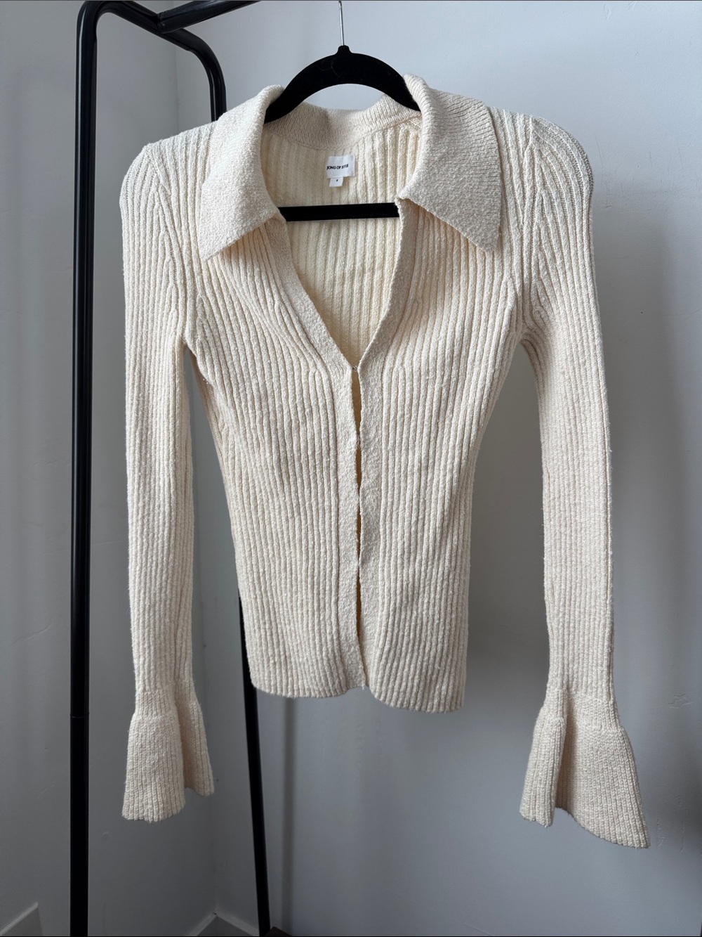 Song of Style Cream Ribbed V-Neck Button-Up Cardigan